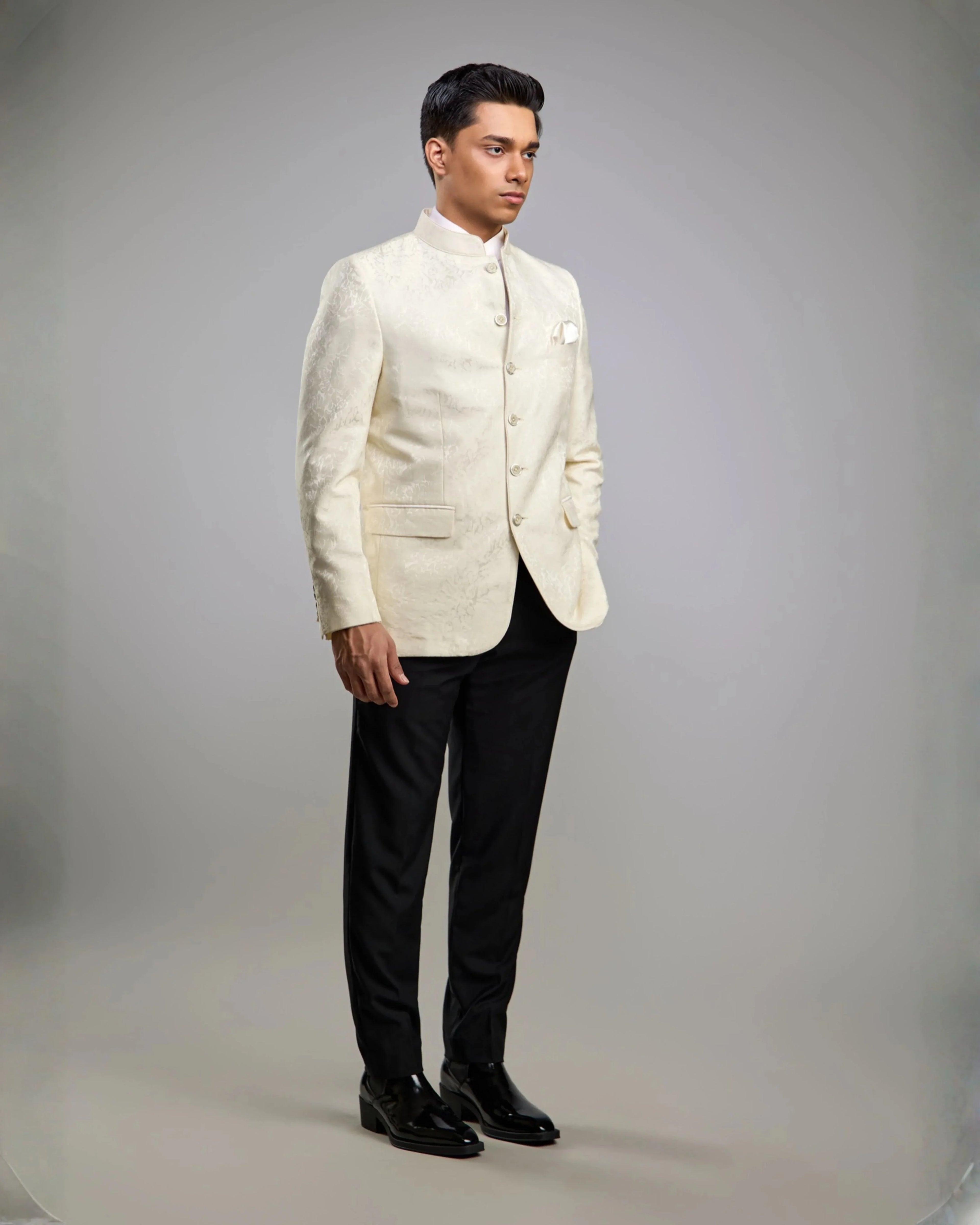 Lofty Luxe LL17 Phase 2-piece Suit Ivory