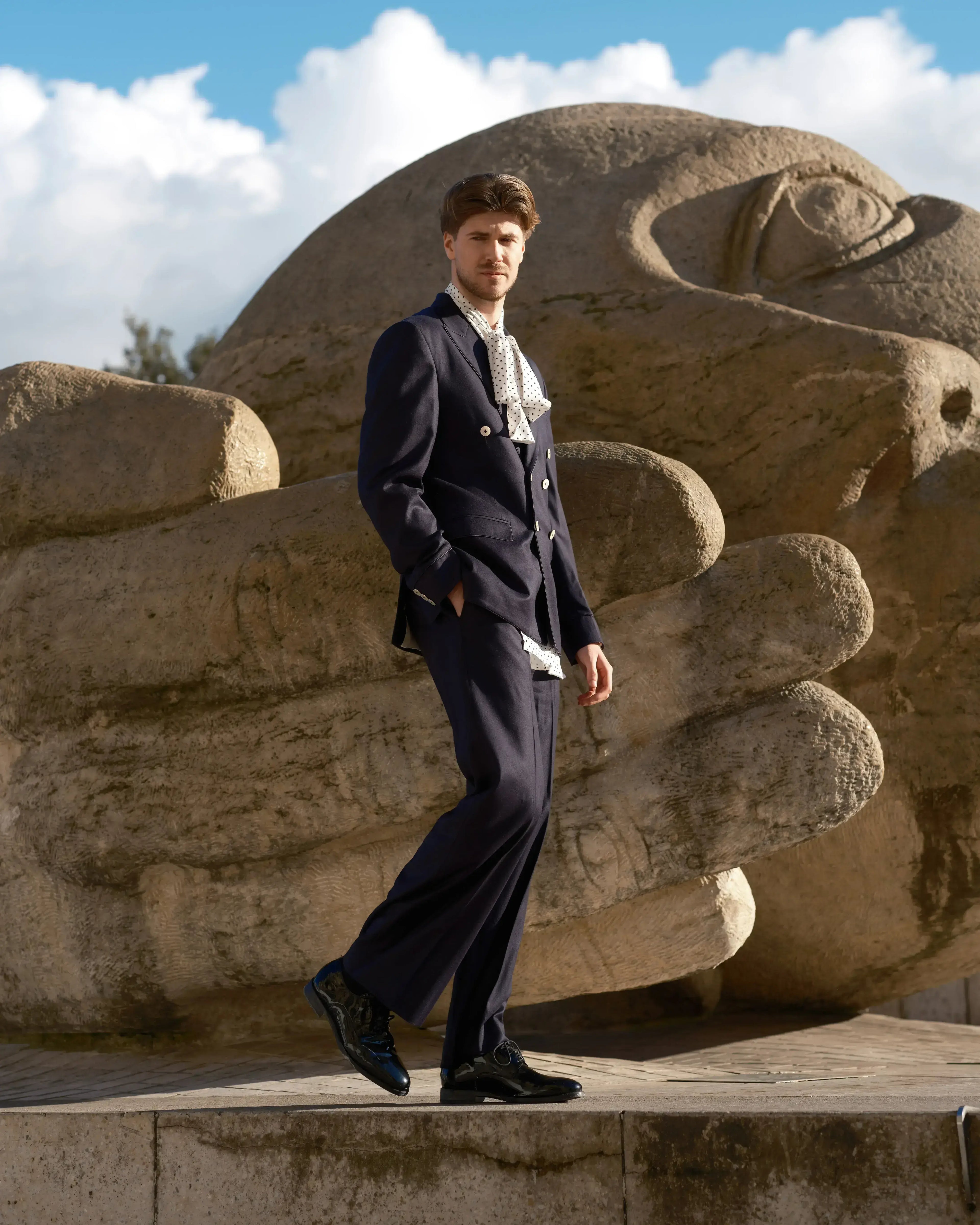 Relaxed Luxury RL1 Rocher Suit Navy